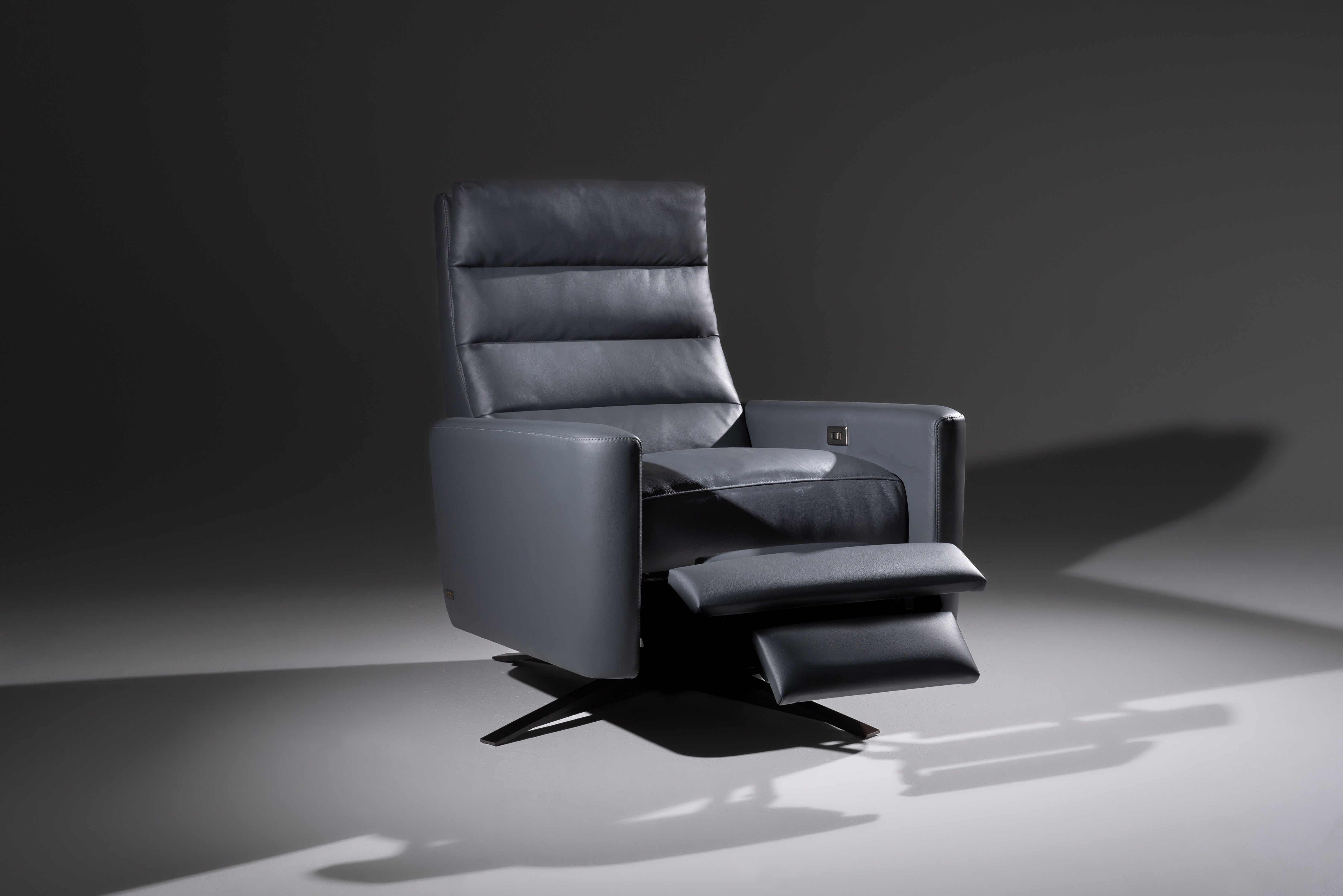Cirrus Comfort Echo Recliner