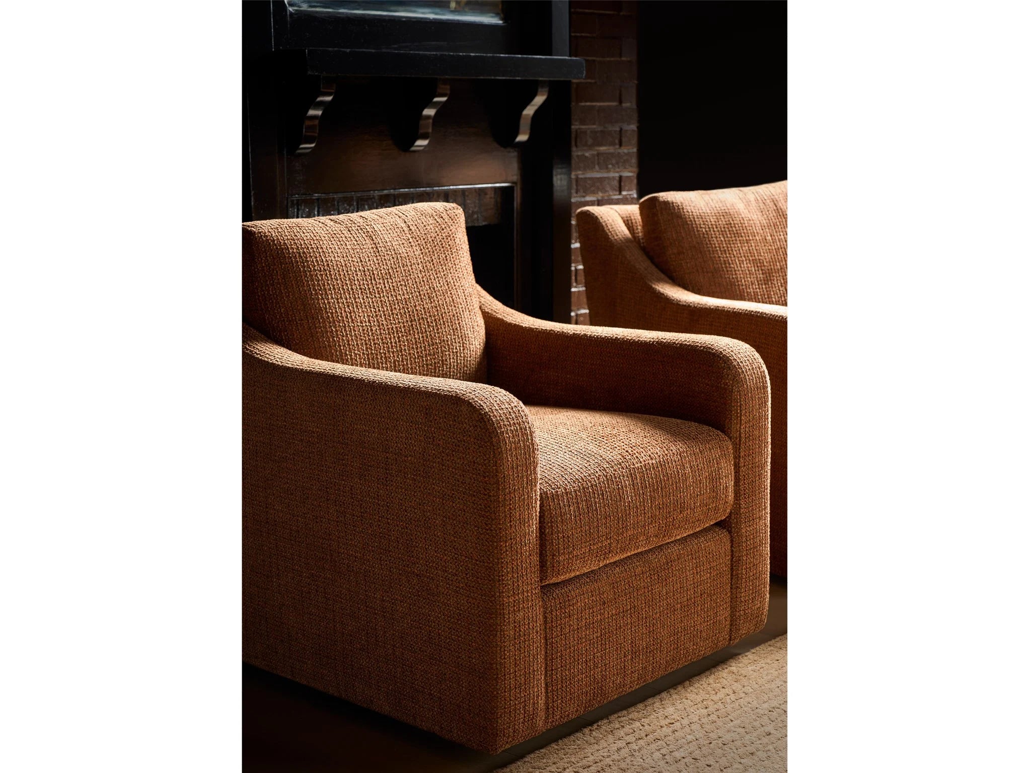 Filmore Swivel Chair
